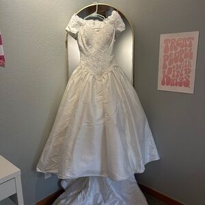 Paula Varsalona Wedding Dress